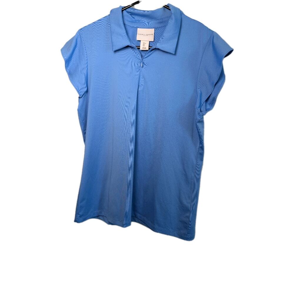 Laura Ashley Shirt Top Blue Short Sleeve performance Zip Polo Size Large Preppy